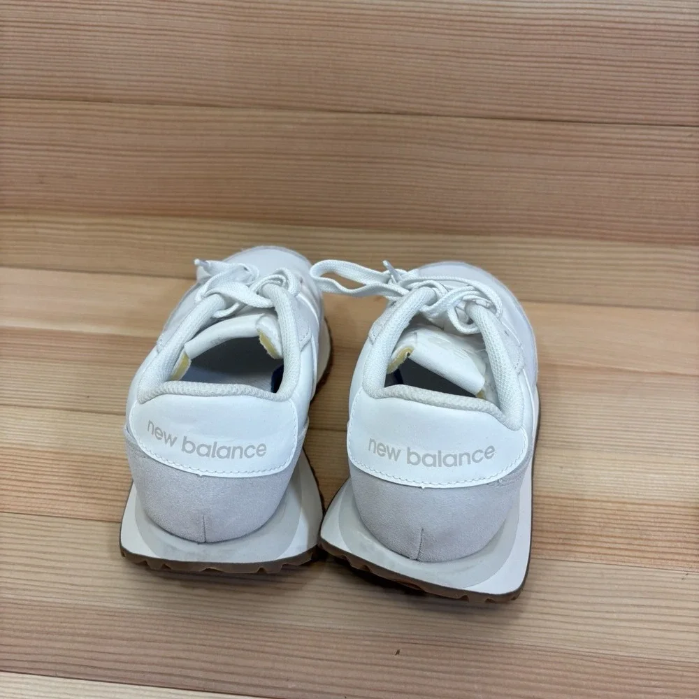 New Balance Women's 237 Classic Sneaker, Nimbus Cloud/White/Moonbeam Woman's 7